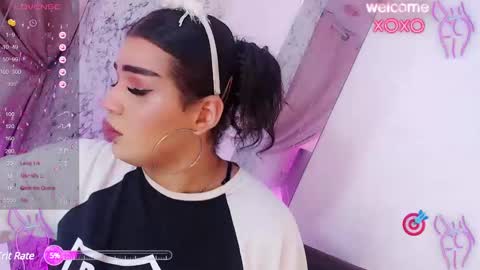Snapshot of alexandra_evanz chatting on 03-02-25, 10:14 Alexandra Spellman online show from 03-02-25, 10:14