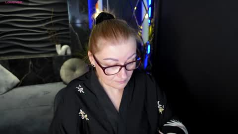 Snapshot of alexandra_kind chatting on 12-06-24, 05:42 Alexandra online show from 12-06-24, 05:42