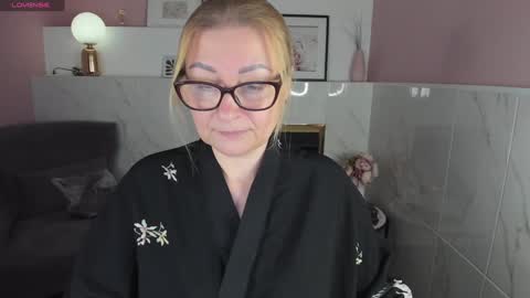 Alexandra online show from 01-14-25, 02:11