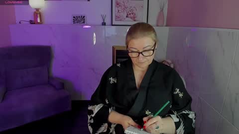 Alexandra online show from 01-17-25, 08:11