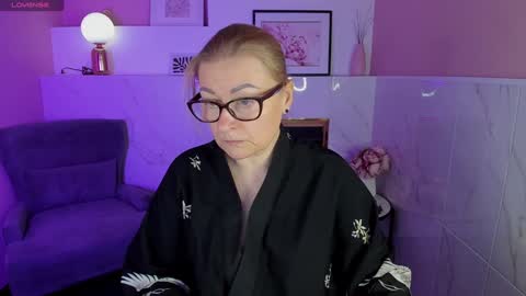 Alexandra online show from 01-19-25, 01:22