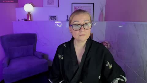 Alexandra online show from 01-19-25, 04:25