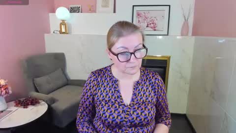 Alexandra online show from 02-27-25, 12:10