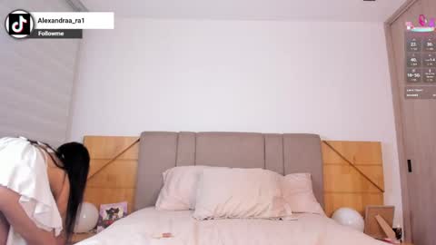 Snapshot of alexandra_ra1 chatting on 05-29-26, 11:14 Alexandra Rodriguez online show from 05-29-26, 11:14