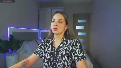 Snapshot of alexandracandy chatting on 06-09-26, 01:01 alexandracandy online show from 06-09-26, 01:01
