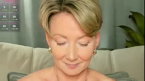 Snapshot of alexandrafix chatting on 07-20-26, 01:46 Alexandra online show from 07-20-26, 01:46
