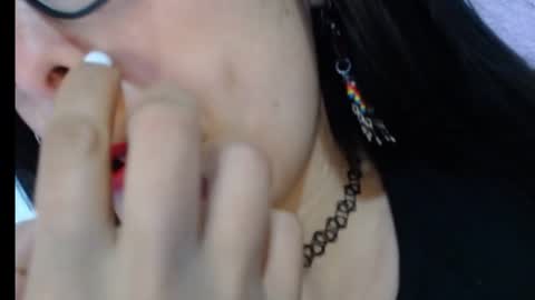 alexandrasaen online show from 11-06-25, 11:48