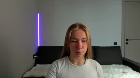 Alex online show from 07-10-26, 05:01