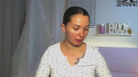 Snapshot of alexasven chatting on 06-08-26, 10:32 Alex DONT FORGET GIVE ME THUMBS UP online show from 06-08-26, 10:32