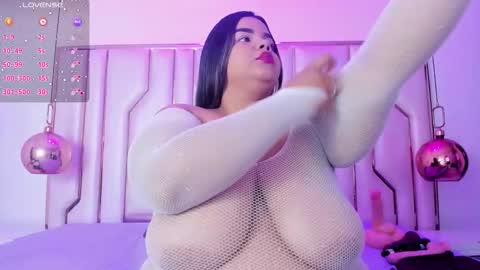 alexataylorr_ online show from 11-04-25, 02:10