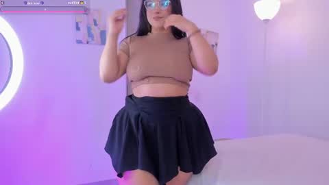 lexandra  online show from 06-19-26, 04:28