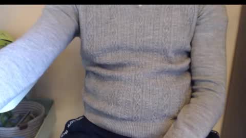 Snapshot of alexbelly chatting on 10-05-25, 12:25 alexbelly online show from 10-05-25, 12:25