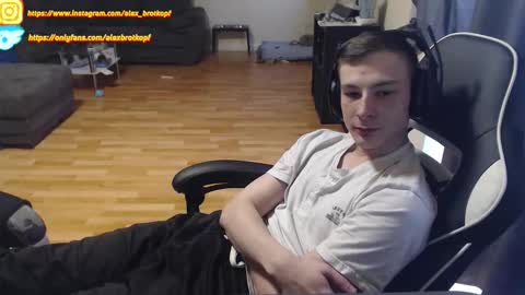 Alex online show from 10-21-25, 02:18