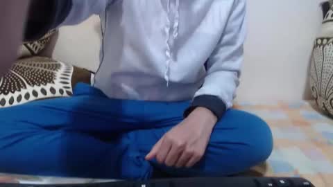 Alex online show from 02-25-26, 01:54