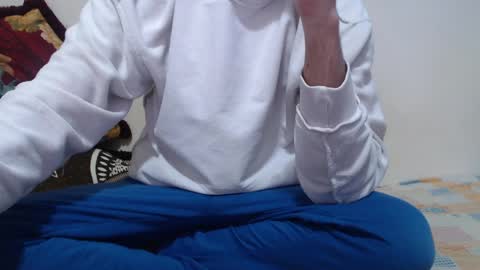 Alex online show from 04-19-26, 04:06