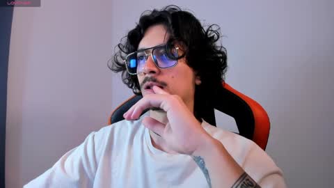 alexfloreszzz online show from 04-23-26, 03:14