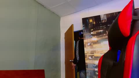 alexgiraldo__ online show from 06-06-26, 12:38