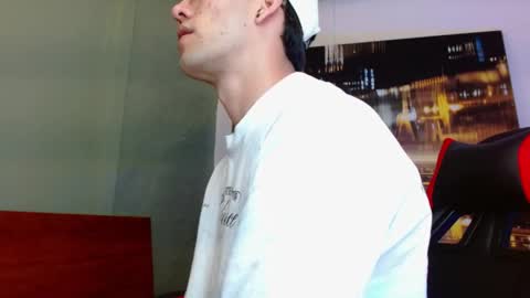 alexgiraldo__ online show from 06-10-26, 12:55