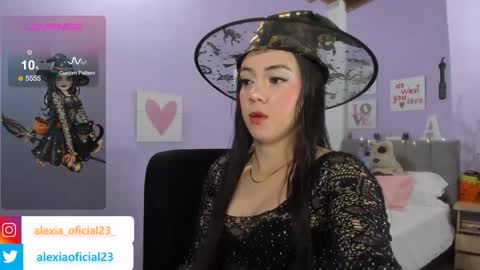 Alexia online show from 10-30-25, 08:16