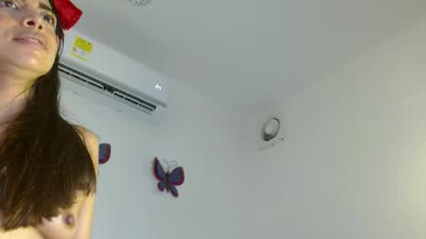 AlexiaCarson online show from 09-30-25, 06:02