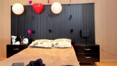 Alexiaa  Online 1430 to 2100 GMT-5 online show from 02-23-25, 10:06