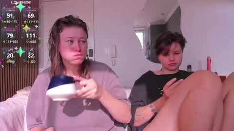 Alexia online show from 11-19-25, 01:11