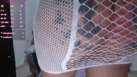 Snapshot of alexiakitty_ chatting on 01-31-25, 01:45 Alexia online show from 01-31-25, 01:45