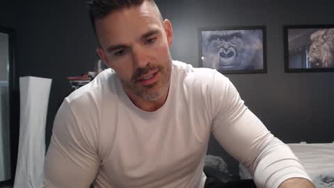 Snapshot of alexiarain chatting on 10-08-25, 03:31 Alex online show from 10-08-25, 03:31