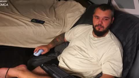 Snapshot of alexirr chatting on 11-15-25, 10:04 Alex online show from 11-15-25, 10:04