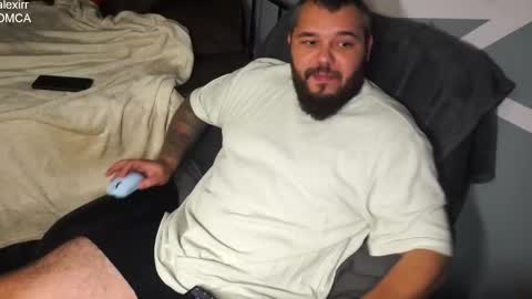 Snapshot of alexirr chatting on 11-23-25, 06:52 Alex online show from 11-23-25, 06:52