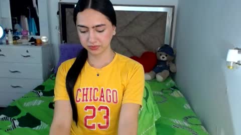 -- ALEXIS -- online show from 06-13-26, 03:59