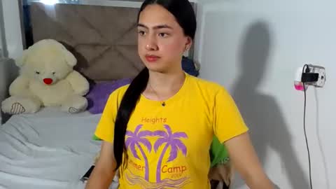 -- ALEXIS -- online show from 07-17-26, 02:29