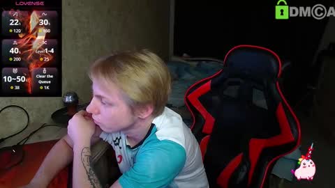 Alexis online show from 10-24-25, 03:19