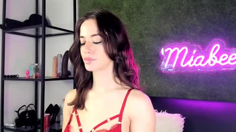 alexisbanx online show from 12-23-24, 01:45