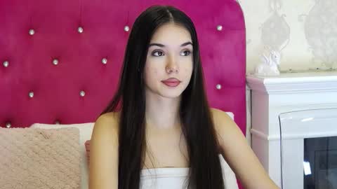 alexisdevine online show from 11-03-25, 05:20