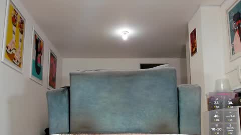 Snapshot of alexislondon_ chatting on 01-14-25, 01:58 Alexis London online show from 01-14-25, 01:58
