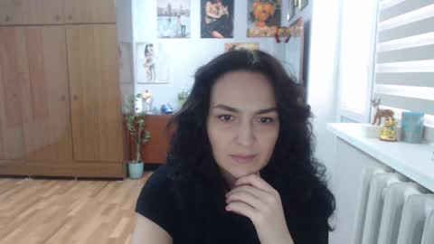 AlexisMillers online show from 10-06-25, 09:29