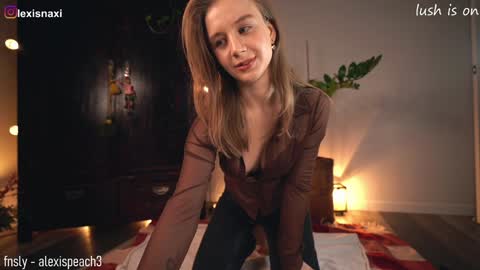 Snapshot of alexispeach chatting on 12-03-24, 09:23 Alexis--  online show from 12-03-24, 09:23