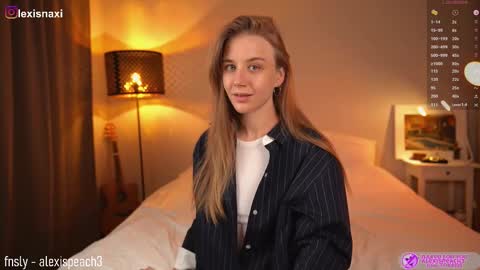 Snapshot of alexispeach chatting on 10-17-25, 11:07 Alexis--  online show from 10-17-25, 11:07