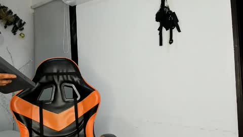 ALEXJ BLACK online show from 12-22-25, 11:18