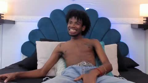 Alex Jaccob online show from 10-04-25, 01:09