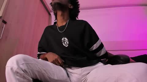 Alex Jaccob online show from 12-20-25, 01:18