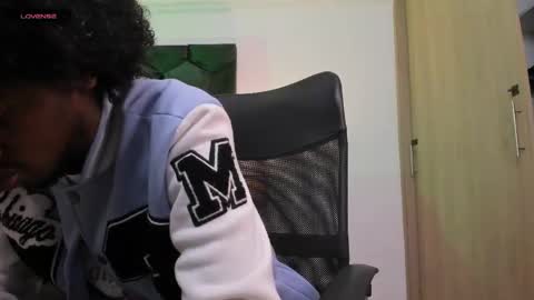 Alex Jaccob online show from 05-25-26, 01:06