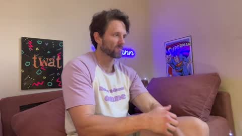 Snapshot of alexmanndickerson chatting on 04-06-26, 10:54 Alex Mann online show from 04-06-26, 10:54