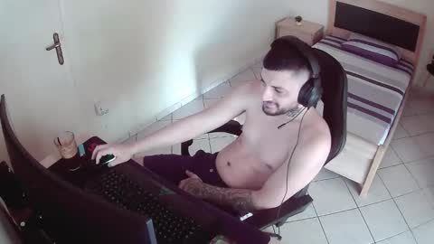 alexthepro00 online show from 06-06-26, 06:40