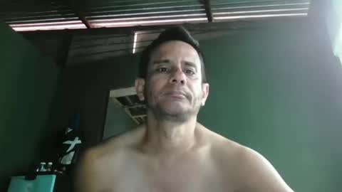 Snapshot of alextico1 chatting on 04-30-26, 01:28 Alex online show from 04-30-26, 01:28