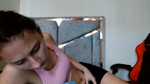 alex y luisa online show from 06-10-26, 03:55