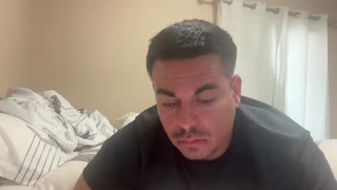 Snapshot of alexwild51 chatting on 06-18-26, 03:27 Alexander online show from 06-18-26, 03:27