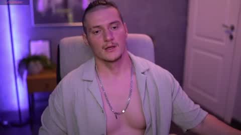 Alex online show from 06-14-26, 03:03