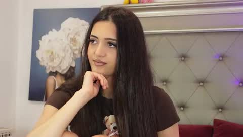 Snapshot of alexxaone chatting on 06-15-26, 04:15 Alexa online show from 06-15-26, 04:15
